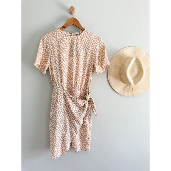 & Other Stories | Tan and White Knot Detail Faux Wrap Mini Dress | Sz 4 - Picture 2 of 12